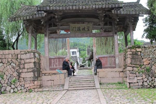 苍坡溪门