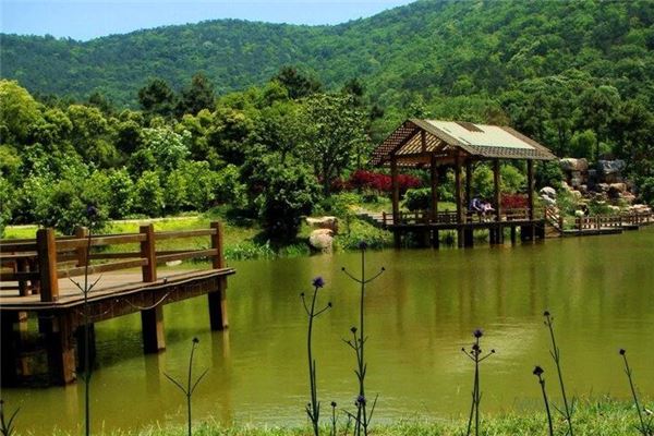 宝岩生态观光园