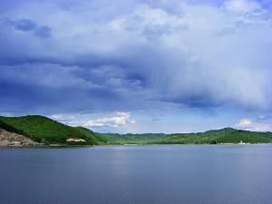 亚光湖旅游风景区
