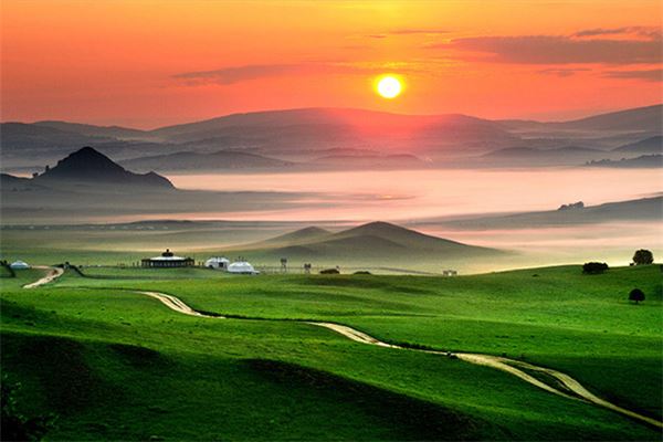 辉腾锡勒铁骑旅游中心