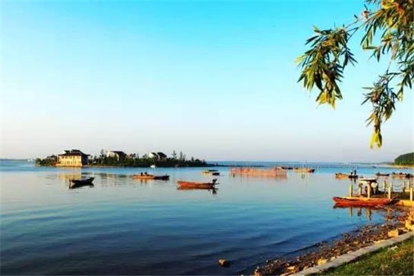 浮龙湖旅游度假区