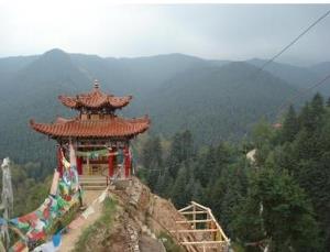 峡群寺森林公园