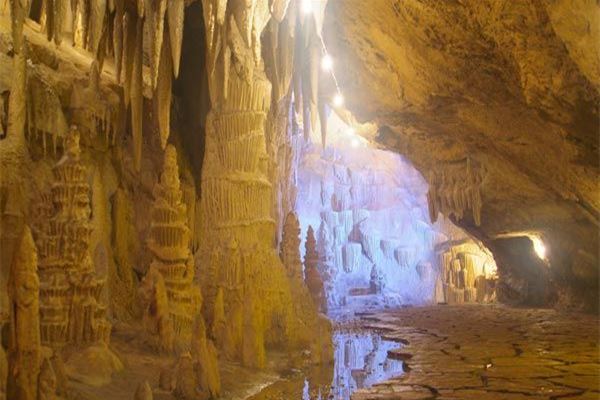 红峪山庄长城溶洞风景区