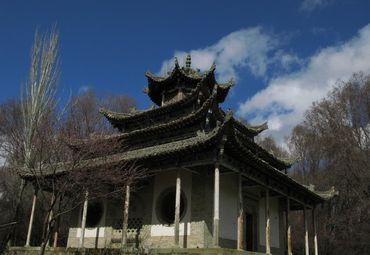 速檀歪思汗麻扎