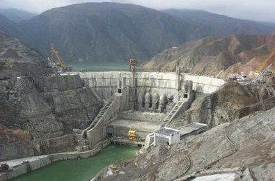 李家峡水电站