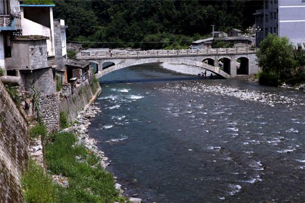 大唐嵩阳观纪圣德感应之颂碑