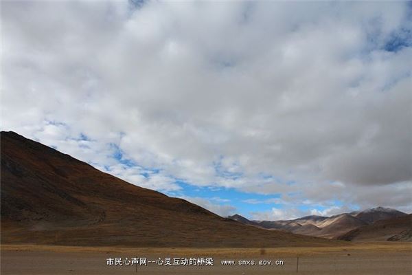 仲巴高温间歇喷泉