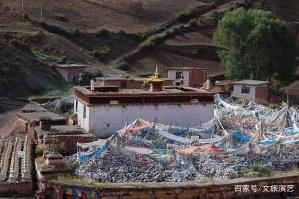 相皮乡乡石棺墓