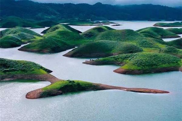 香额湖生态游览区