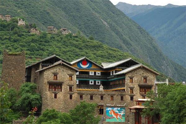 卓克基自然风景区