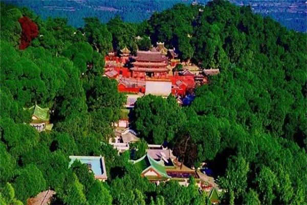 七曲山国家森林公园