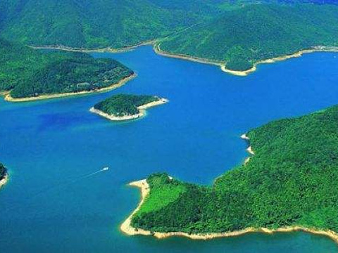 飞龙湖旅游度假区