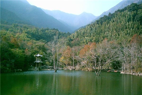 营盘山古墓葬群遗址