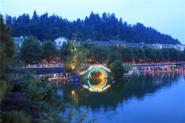 井冈山挹翠湖公园