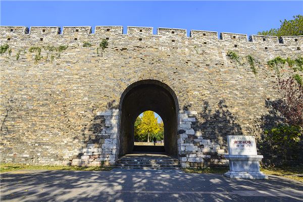 万安观澜门城墙